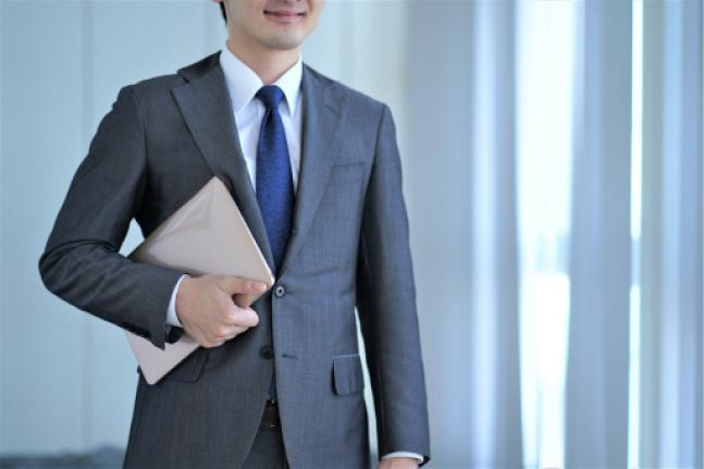 信頼できる不動産会社（担当者）を選ぶ。
