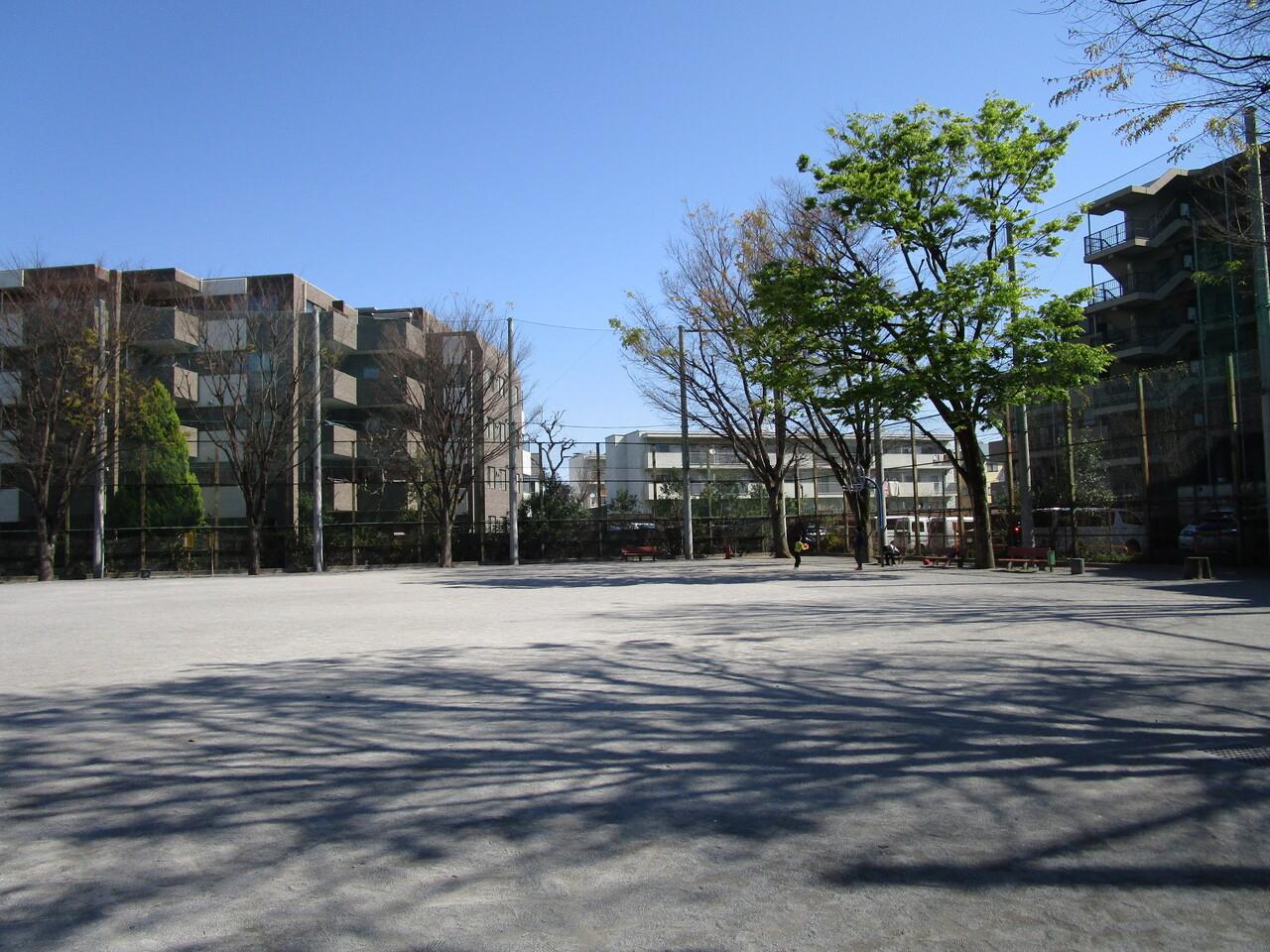 中野区立谷戸運動公園
