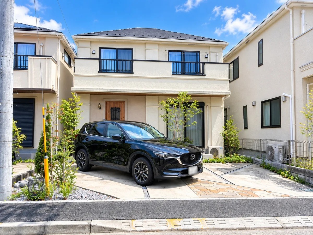 府中市是政2-chome — Pre-owned house 4LDK | 多磨霊園 Station 11min walk - Image1